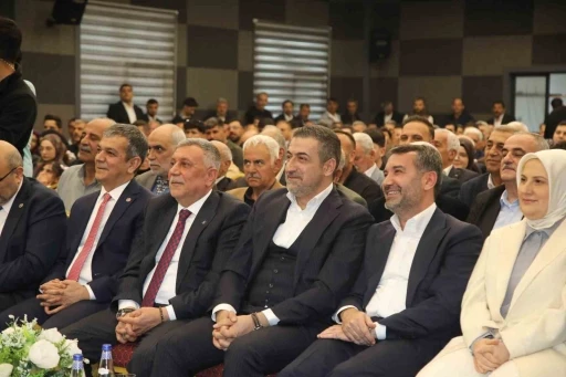 AK Parti Elazığ İl Teşkilatı’nda bayramlaşma

