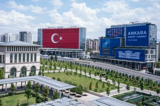 AK Parti Genel Sekreteri İnan: "25. yılımızda k&uuml;resel &ouml;l&ccedil;ekte s&ouml;ylediğimiz s&ouml;zler g&uuml;&ccedil;lenmeye devam ediyor"
