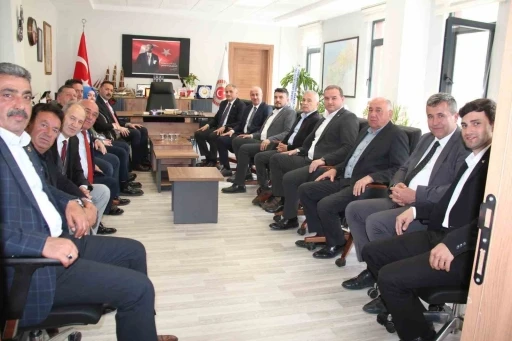 AK Parti heyetinden Karaveli&rsquo;ye ziyaret
