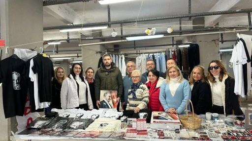 AK Parti Marmaris&rsquo;ten Hanımeli Pazarı Ziyareti