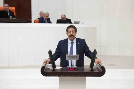 AK Parti Milletvekili Fırat&rsquo;tan meslektaşlarına saldırıya tepki: "Avukatlar d&uuml;şmanınız değil"
