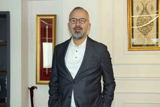 AK Partili Yıldız&rsquo;dan İzmir Şehir Tiyatroları eleştirisi: "Bir oyuna 4 milyon lirayı aşan harcama yapıldı"
