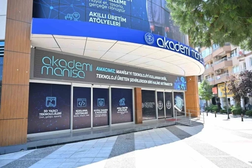 Akademi Manisa&rsquo;da teknoloji seferberliği
