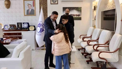 Ak&ccedil;adağ Belediyesi&rsquo;nde bayramlaşma t&ouml;reni
