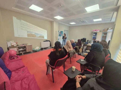 Ak&ccedil;akoca&rsquo;da menopoz okulu a&ccedil;ıldı
