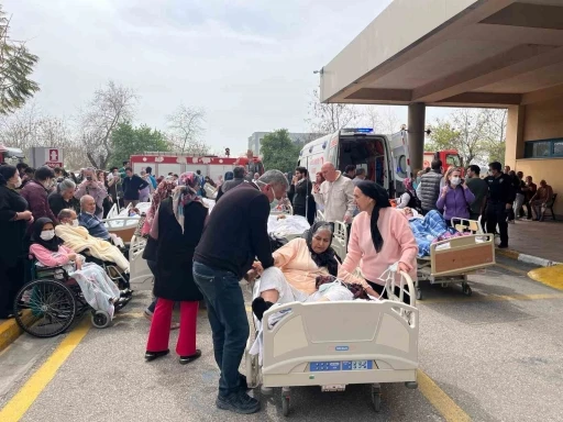 Akdeniz Üniversitesi Hastanesi Acil Servisi’nde yangın
