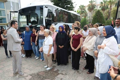Akdenizli anne ve kızları Kapızlı Gen&ccedil;lik Kampında buluştu
