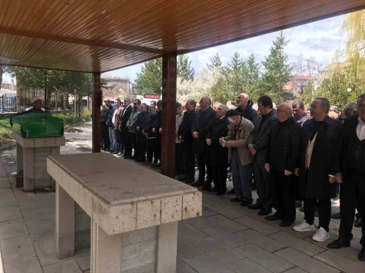 Akg&uuml;n ailesinin acı g&uuml;n&uuml;
