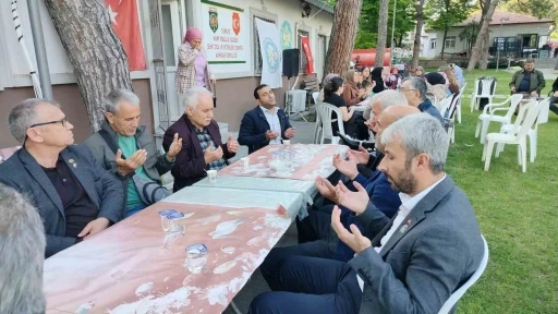 Akhisar&rsquo;da şehit aileleri ve gazilerden duygu dolu buluşma
