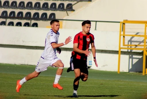 Akhisar namağlup yoluna devam ediyor
