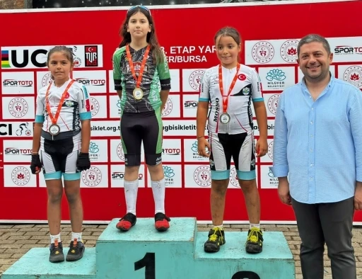 Akhisarlı pedallar Bursa&rsquo;da zirveye &ccedil;ıktı
