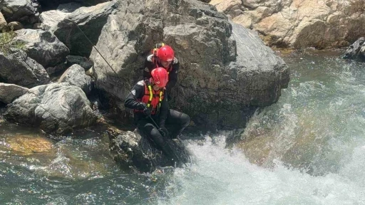 Akıntıya kapılarak kaybolan şahsı arama &ccedil;alışmaları 11&rsquo;inci g&uuml;n&uuml;nde s&uuml;r&uuml;yor
