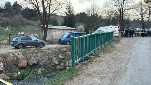 Akrabalar arasında mal paylaşımı kavgası kanlı bitti: Amca, mezarlıkta yeğenini öldürdü
