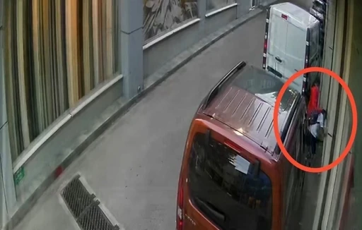 Akran zorbalığı kameraya b&ouml;yle yansıdı
