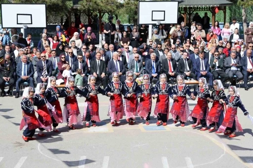 Aksaray&rsquo;da 23 Nisan coşkuyla kutlandı
