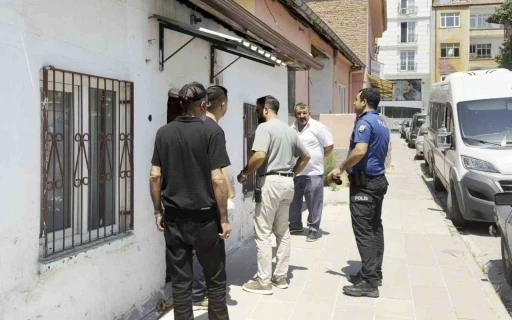 Aksaray&rsquo;da bir kişi arkadaşı tarafından evinde &ouml;l&uuml; bulundu
