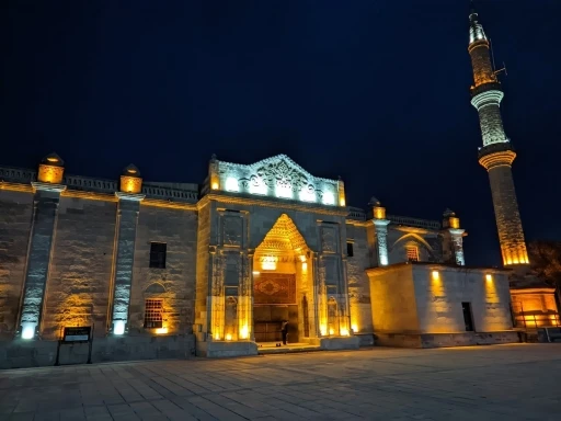 Aksaray&rsquo;da hatimle teravih namazı kılınacak camiler belirlendi
