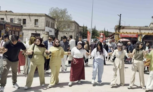 Aksaray&rsquo;da hıdrellez şenliklerle kutlanıyor
