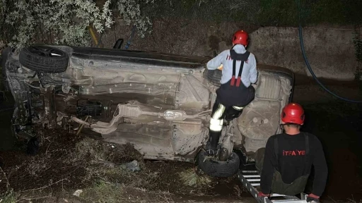 Aksaray&rsquo;da sulama kanalına d&uuml;şen ara&ccedil; ekipleri alarma ge&ccedil;irdi
