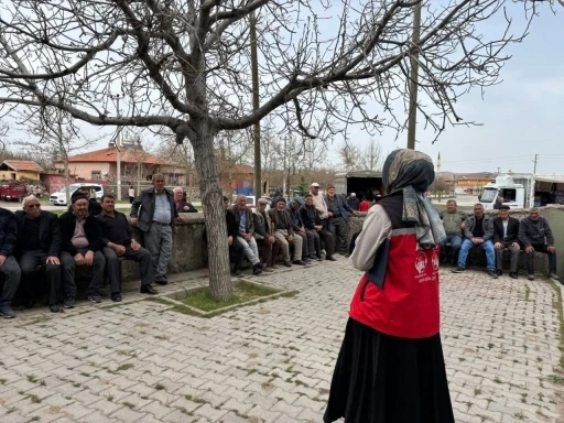 Aksaray&rsquo;da yaşlılara "Yaşlı Sağlığı ve Aile İ&ccedil;i İletişim" eğitimi veriliyor

