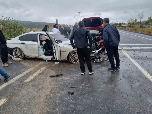 Akşehir&rsquo;de trafik kazası: 4 yaralı
