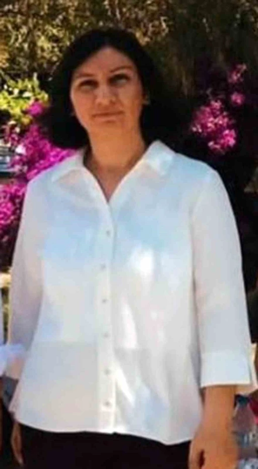 Akyaka&rsquo;da muhtarlık koltuğu kocasından karısına ge&ccedil;ti
