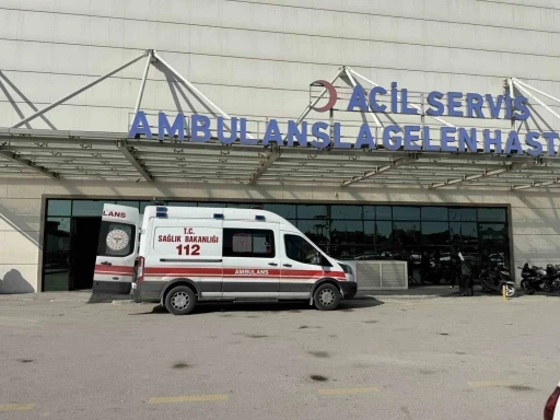 Alacak verecek tartışması kanlı bitti: 1 yaralı
