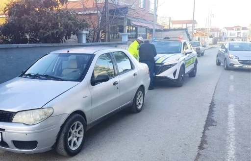 Ala&ccedil;am&rsquo;da korsan taksi denetimi
