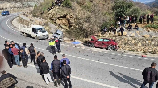 Alanya&rsquo;da 3 ara&ccedil;lı zincirleme kaza: 1 &ouml;l&uuml;, 3 yaralı
