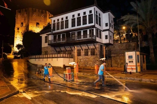 Alanya’da bayram öncesi kapsamlı temizlik seferberliği

