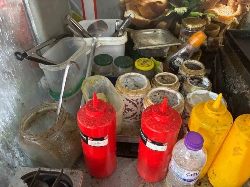 Halk Sağlığını Tehdit Eden Restoran Mühürlendi
