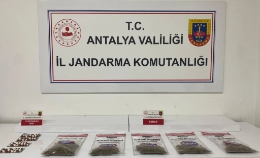 Alanya’da jandarmadan uyuşturucu operasyonu
