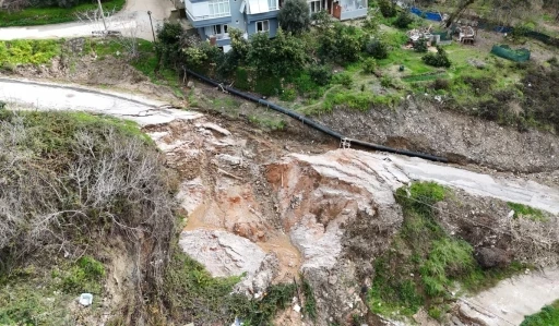 Alanya&rsquo;da sağanak sonrası korkutan manzara
