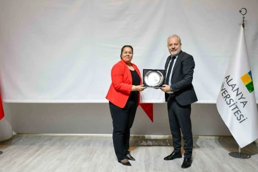Alanya Üniversitesi’nde &quot;Doğanın İzinde&quot; zirvesi
