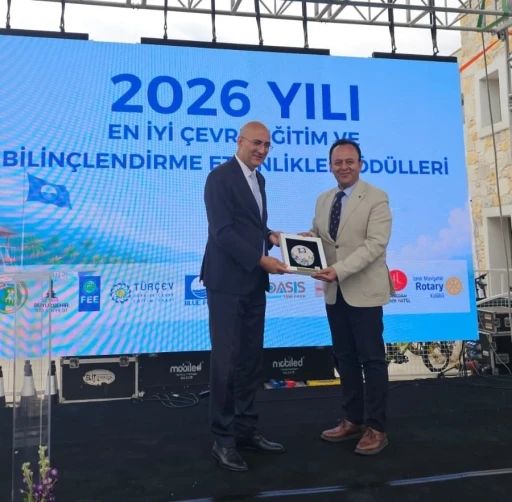 Alanya&rsquo;ya 79 mavi bayrak ve &ccedil;evre eğitiminde bir &ouml;d&uuml;l daha aldı
