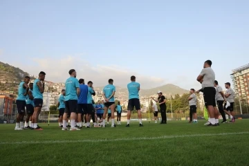 Alanyaspor, Gaziantep FK maçı hazırlıklarına başladı
