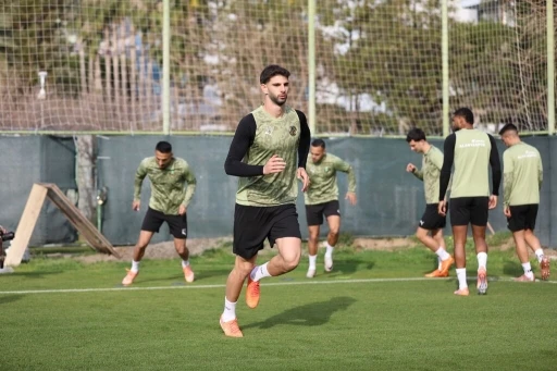 Alanyaspor, Kocaelispor ma&ccedil;ı hazırlıklarını tamamladı

