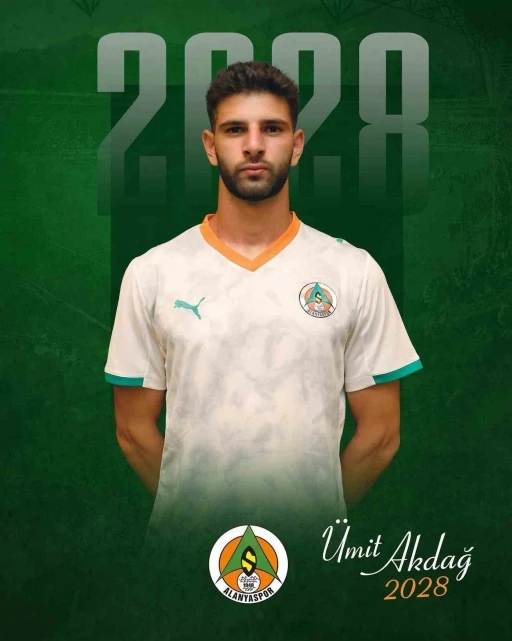 Alanyaspor, Ümit Akdağ’ın sözleşmesini yeniledi

