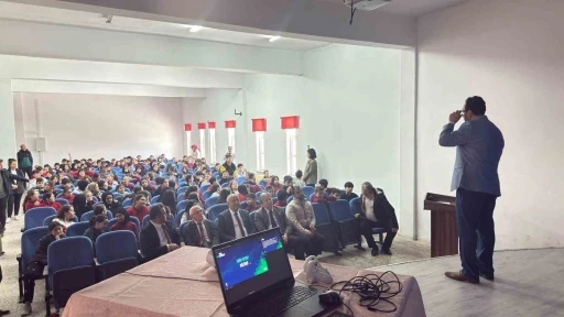 Alaplı&rsquo;da geleceğin teknolojileri konuşuldu
