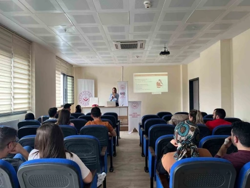 Alaşehir&rsquo;de evlilik &ouml;ncesi eğitimlerle gen&ccedil; &ccedil;iftlere destek
