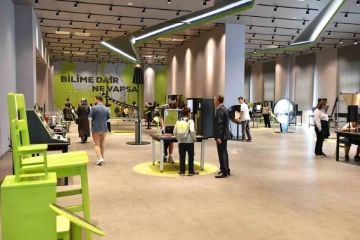 Alev Alatlı Bilim Merkezi&rsquo;nde s&ouml;mestir yoğunluğu
