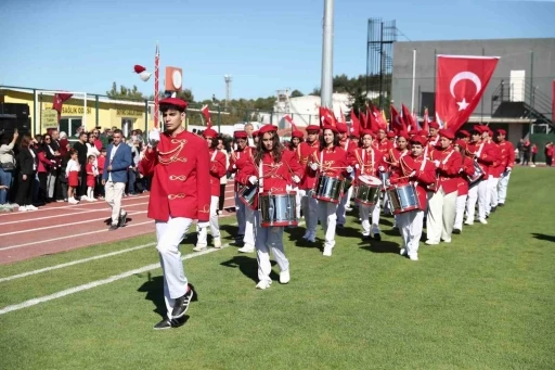 Aliağa Atatürk Stadyumu’nda Cumhuriyet coşkusu