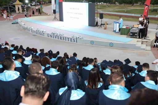 ALK&Uuml; Tıp Fak&uuml;ltesi&rsquo;nde 90 gen&ccedil; hekim mezun oldu
