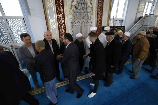 Almanya’da müslümanlardan bayram namazına yoğun ilgi
