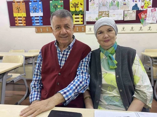 Almanya’daki torunu için 71 yaşında dil öğreniyor
