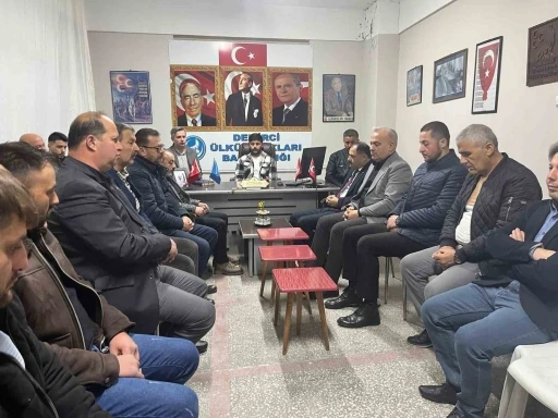 Alparslan T&uuml;rkeş Demirci&rsquo;de dualarla anıldı
