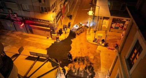 Alsancak&rsquo;ta altyapısı tamamlanan sokaklar asfaltlanıyor
