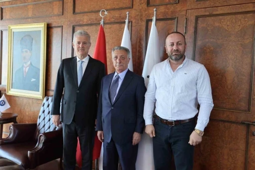 Altay&rsquo;da Başkan Sinan Kanlı, Ahmet Nur &Ccedil;ebi ve Mahmut &Ouml;zgener buluştu
