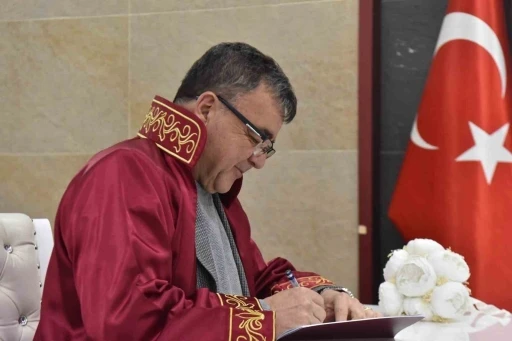 Altıeyl&uuml;l&rsquo;de yeni evlenecek &ccedil;iftelere 10 bin TL destek
