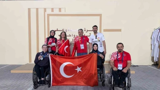 &rsquo;Altın Kızlar&rsquo;, Dubai&rsquo;de madalya kazandı
